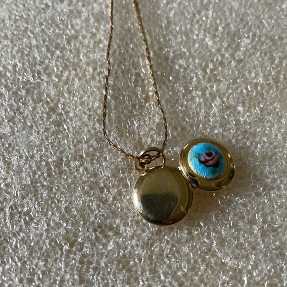 Vintage Gold Necklace with Blue and Pink Pendant - Picture 4 of 4